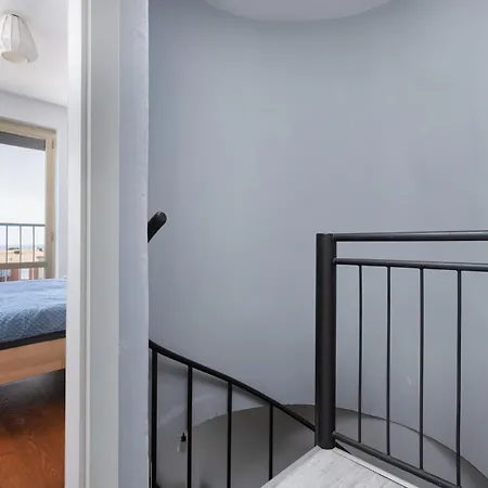 Matthias With Sea View Apartment *